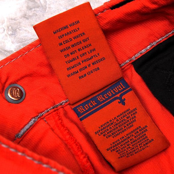 **SOLD* SOLD *SOLD**  Rock Revival Shorts - Picture 6 of 6